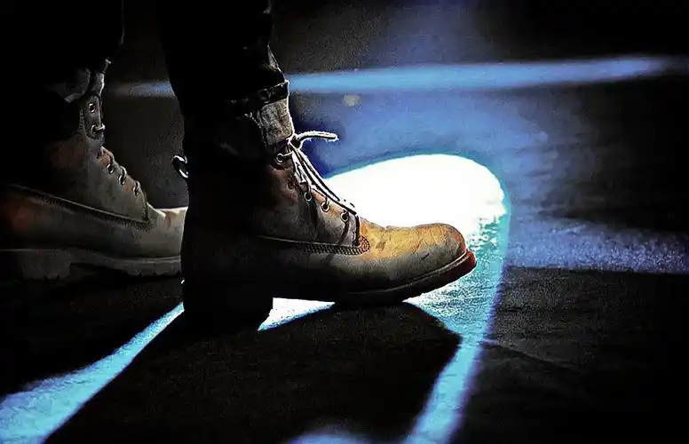 银城的靴子落地了但有脚气味