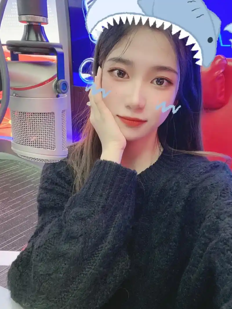 话题为麻麻生日专属定制7815#长兴广播 也感谢听众朋友 - 抖音