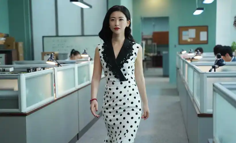 《精英律师》收官 朱珠演绎全能秘书备受瞩目 - 360娱乐,你开心就好