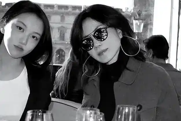 身穿吊带气场强大,特像王菲|那英|记者|李亚鹏|窦靖童|刘嘉玲|金曲奖