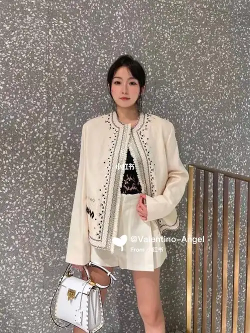 valentino重工串珠小香风外套
