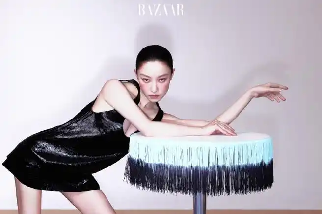 倪妮 |时尚芭莎 三月刊封面:#倪妮钻石背心