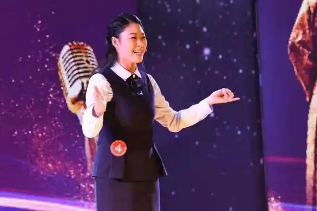 宋艳华:愿将平生许讲台