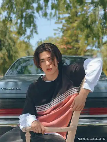 超鲜嫩创作型歌手:conan gray,一颗闪耀的新星