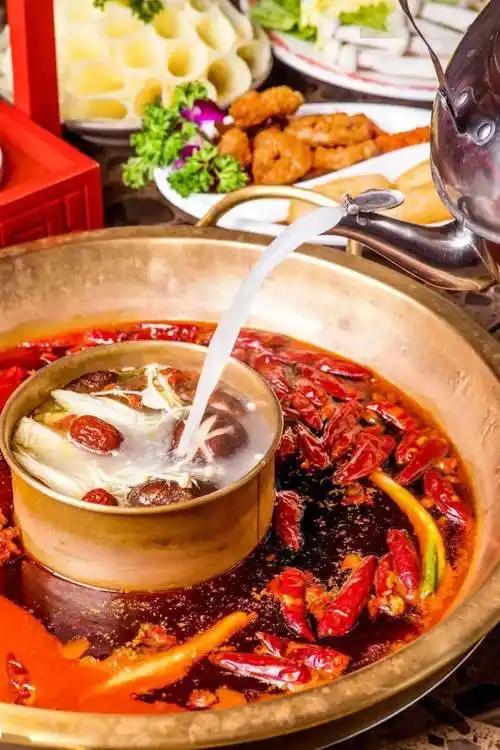 免预约小龙坎火锅7店联动288688享受欢聚4人谢师宴8人套餐3选1锅底