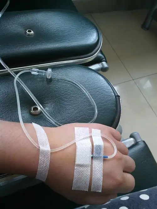 生病了,输液,好疼啊