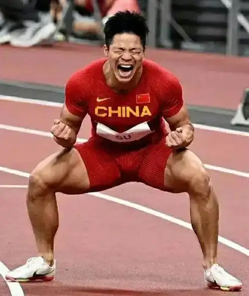 国内中学生百米跑9秒86比苏炳添亚洲纪录仅少003秒回应来了