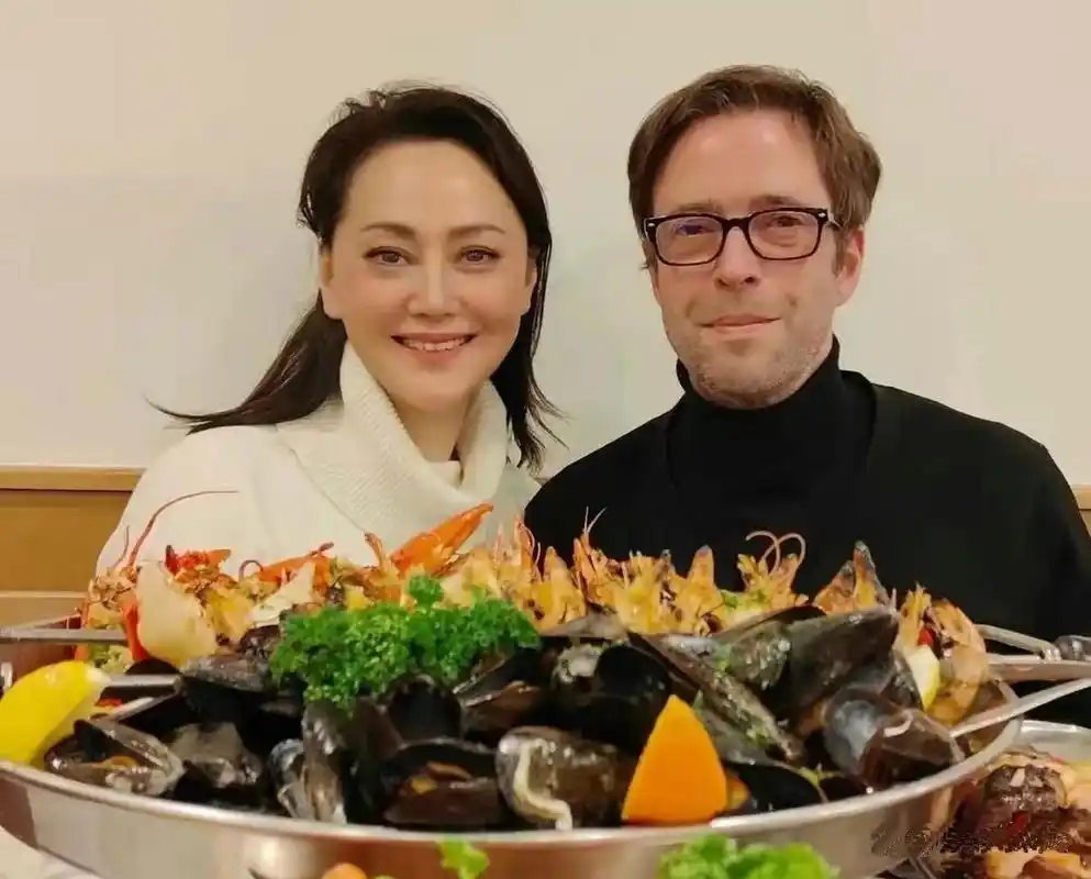 著名女星大宋佳二婚嫁给了外国男人,定居比利时