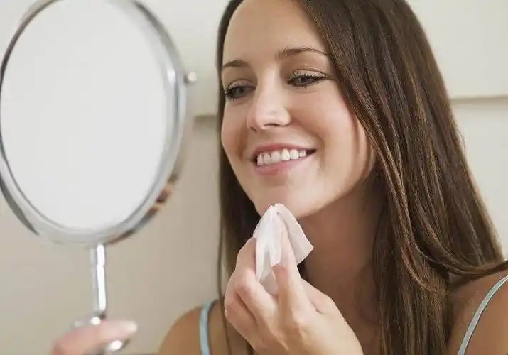 卸妆水好还是卸妆油好