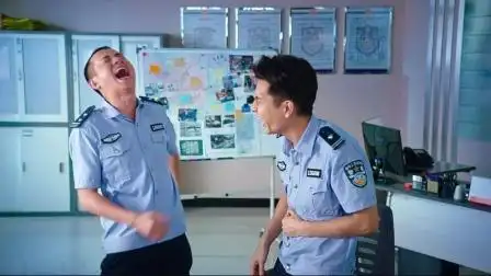男子报案事件奇葩,警察说无论多好笑都不会笑,男子走后警察狂笑