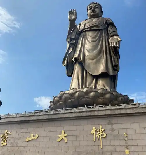 "如来如愿"四个金字,想必是"如果到来则能如愿"的美好期许05#灵山