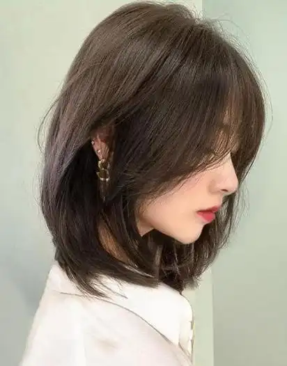 不烫的锁骨发好看吗?直发锁骨发清新减龄显气质_时尚发型 - 美发站