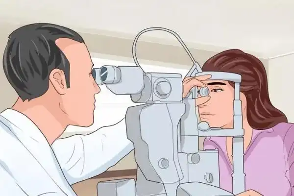 单纯性的近视,尤其是600度以下的中低度近视,一般不会出现眼睛突出的