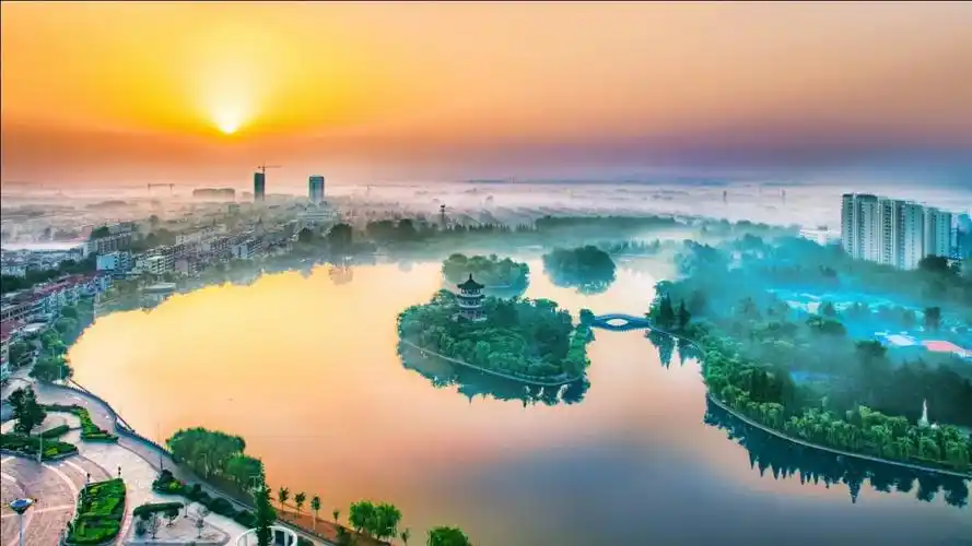 8,山东青岛根据百度地图查询,莱西批发市场位于山东青岛市莱西市黄海