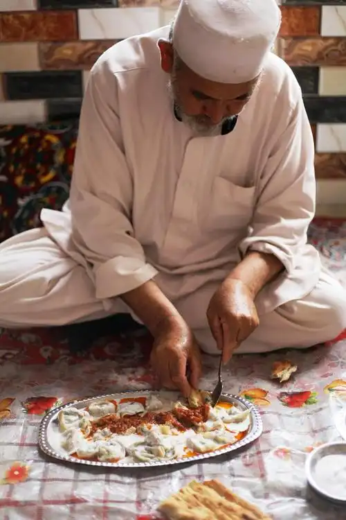 又称"阿沙克",是深受阿富汗人喜爱的一种传统美食