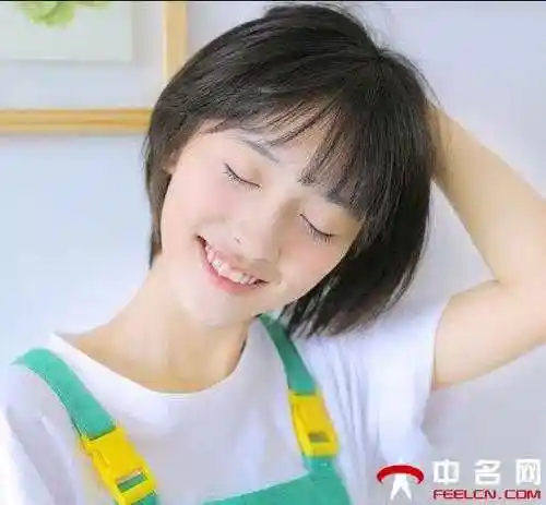 15岁女中学生发型短发,短发