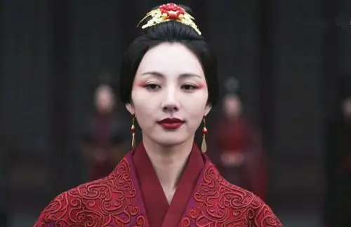 《大秦赋》导演有多喜欢锥子脸,女演员个个都是"下巴精"