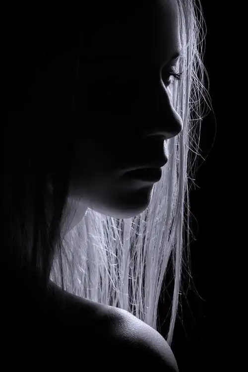 苗条的性感女孩