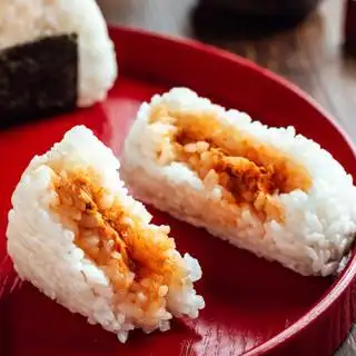 正大食品(cp) 金枪鱼辣白菜饭团 100g*4 早餐食材 日料 方便菜