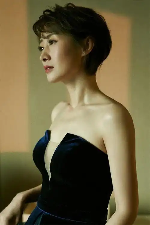 魅力御姐刘敏涛美艳动人性感妖娆曲线迷人