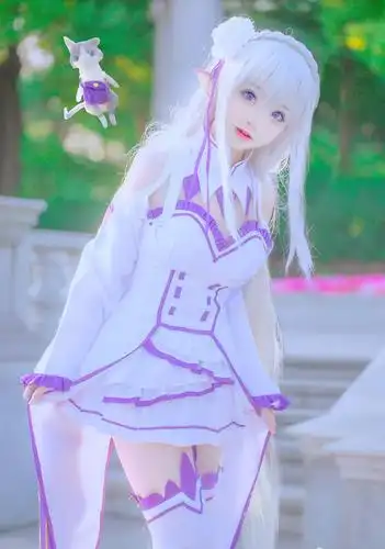 动漫女性角色真人cosplay!三次元女神你认识几个