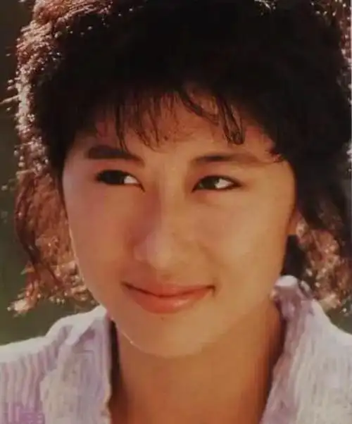 潇洒天后叶倩文红过王菲情断费翔嫁给林子祥隐退歌坛