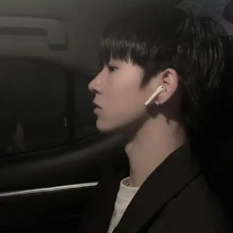 帅哥头像真人照片把记忆都抛在脑后男人