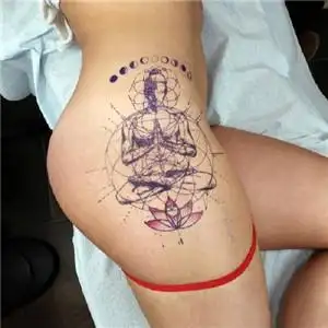 2018最潮的纹身图案女美女大腿部性感好看纹身图片