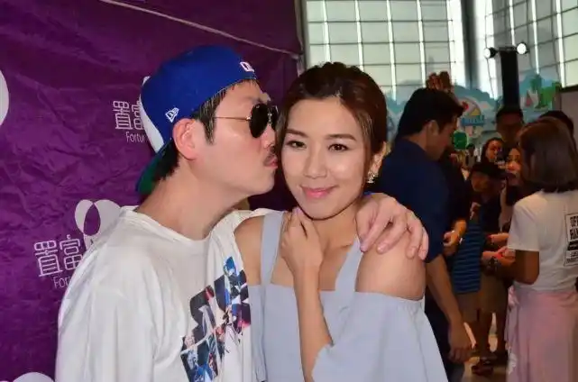 tvb版小猪中年想结婚生子 是富二代曾大方承认爱沟女|李思捷|沟女