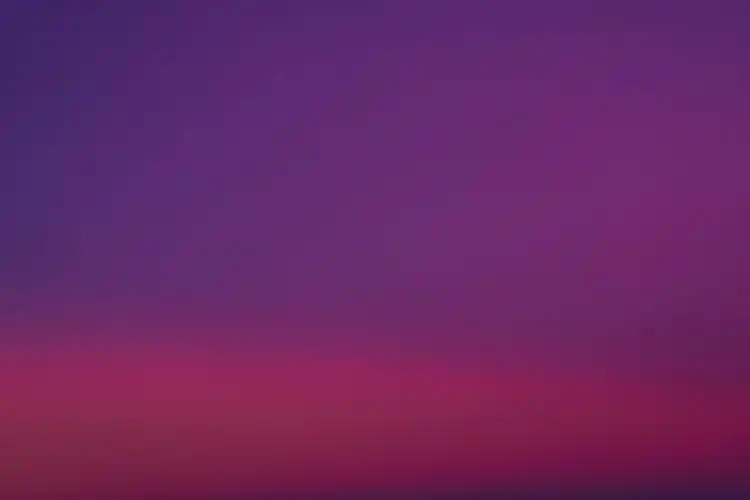 唯美渐变的天空风景图片