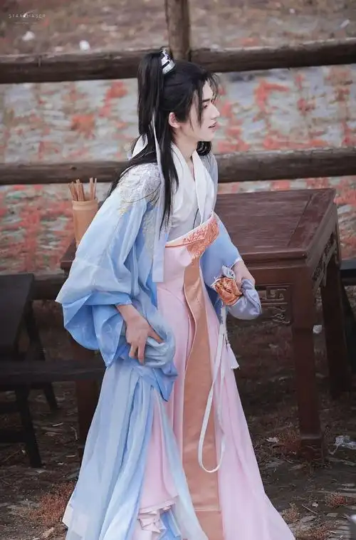 听说有人想看宋亚轩女装