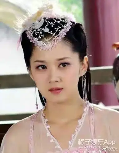 还记得北京欢迎你里的张娜拉吗她现在长这样