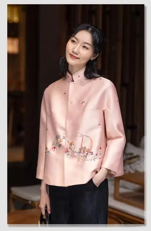 秋仿丝毛刺绣花新中式文艺复古改良唐装女立领短外套女上衣定制款粉色