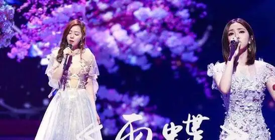 邓紫棋不仅唱歌好听,长相也十分甜美.