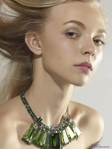 网|ps教程|psd模板|照片处理|ps素材|背景图片|字体下载|ps笔刷下载]