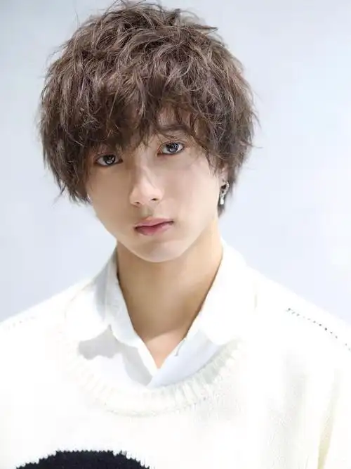 男日系发型怎么留长