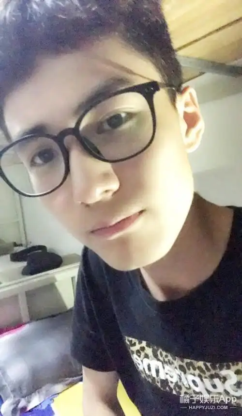 最帅护考巡特警祁懿个人资料微博生活照祁懿有女朋友了吗