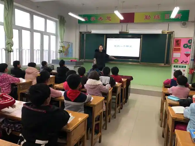"经典相伴·润泽书香"读书节系列活动【石梯子乡小学】