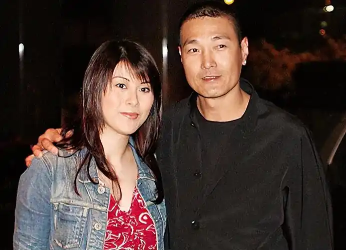 回顾古惑仔女演员境况大不同大天二女友摆摊小结巴嫁跛豪