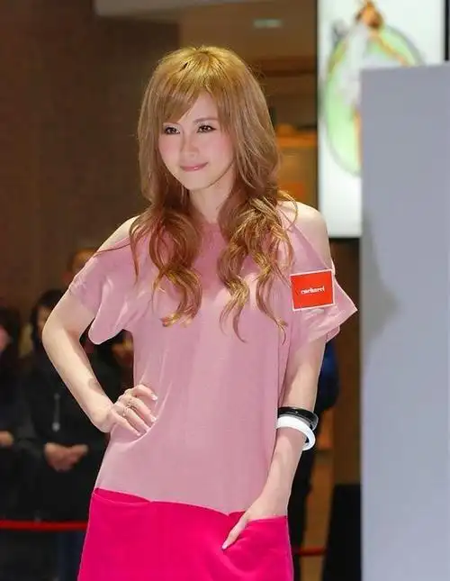 有喜欢傅颖的吗?