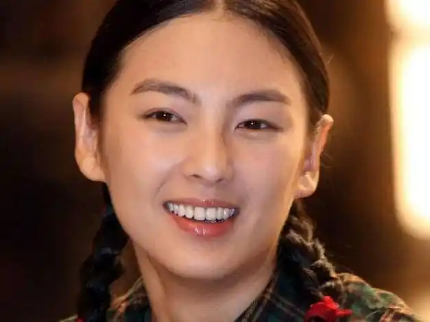 张雨绮:因太漂亮被全校围观,情路却坎坷不断,与汪小菲互扇巴掌|周星驰