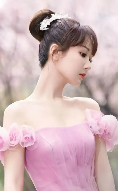 杨紫超漂亮的手机壁纸已送达这么好看紫米们怎么可以错过呢