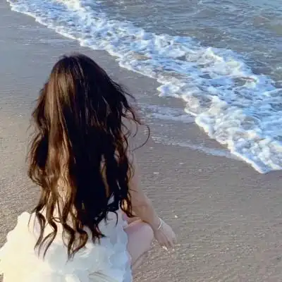 高级感背影头像女 超火的超好看背影头像女_女生头像_头像屋