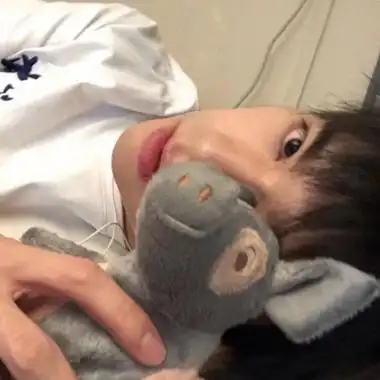 qq头像潮流男生帅气图片阳光男孩超酷真人高清图片