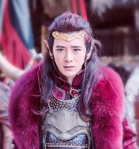 第四:书亚信——饰 烁罡 火族王子,烁罡狂傲自负.