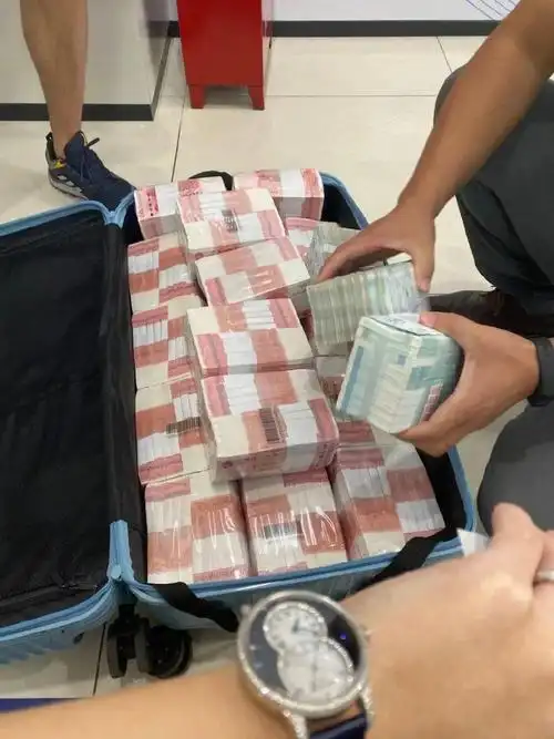 实测:100万人民币有多重?