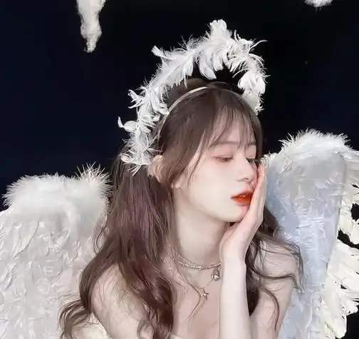 好看女生头像翅膀