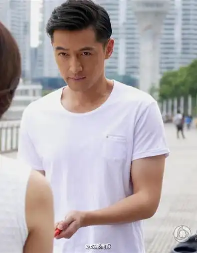 鹿晗,杨洋,黄景瑜,霍建华,胡歌,权志龙,易祥千玺,张艺兴……或搭牛仔