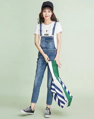 拉夏贝尔拉贝缇女式水洗磨白九分牛仔裤背带裤