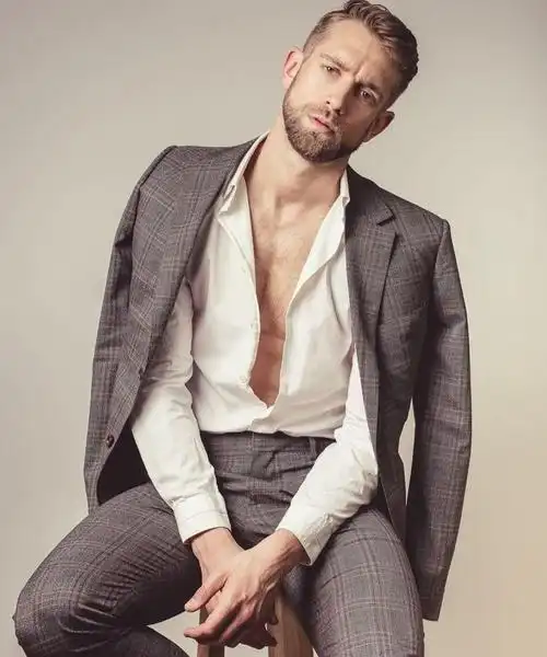 猛男英国中年男人帅气私拍照片帅哥猛男文章小虾米